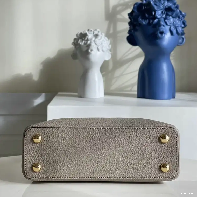 Fashionrepsfam ru LV 2110YA0112 Bags 1016